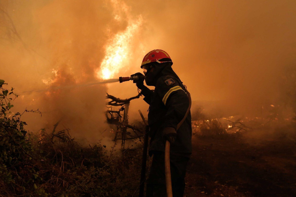 Σταθερό το νότιο μέτωπο στην βόρεια Εύβοια – Κρίσιμο το μέτωπο στις Καματριάδες