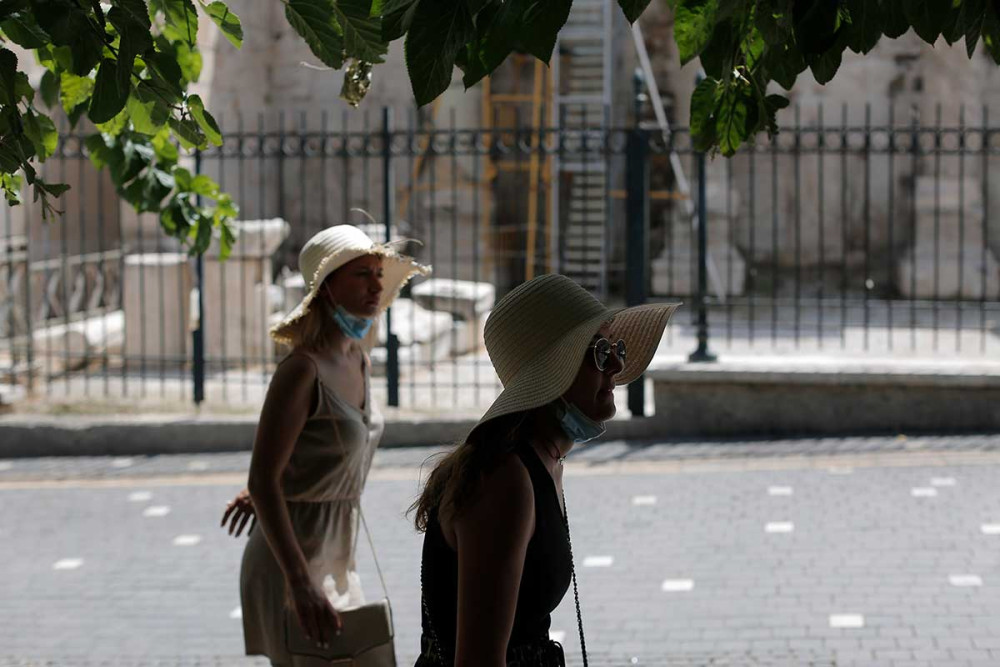“Βράζει” και σήμερα η χώρα-Ισχυρός καύσωνας με θερμοκρασίες έως 45 βαθμούς