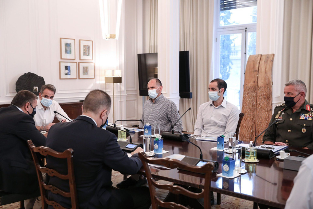 Σύσκεψη στο Μαξίμου για τα μέτρα στήριξης των πυρόπληκτων – Διάγγελμα Μητσοτάκη το απόγευμα