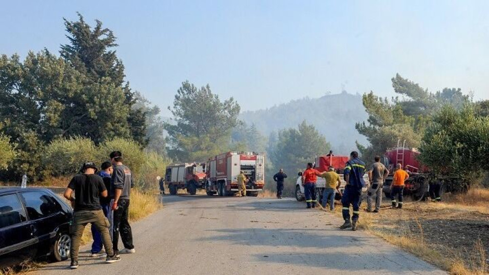 Σε επιφυλακή η Ρόδος – Κίνδυνος κατηγορίας 5 για φωτιές