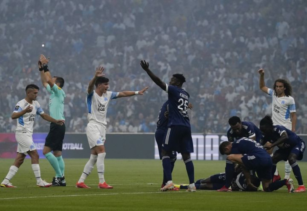 La Ligue: Κατάρρευση Καλού, στο 5′ της αναμέτρησης Μαρσέιγ-Μπορντό (vids)