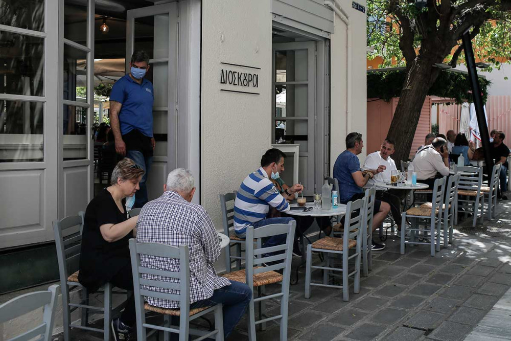 “Καμπανάκι” Σαρηγιάννη για 8.000 κρούσματα την ημέρα
