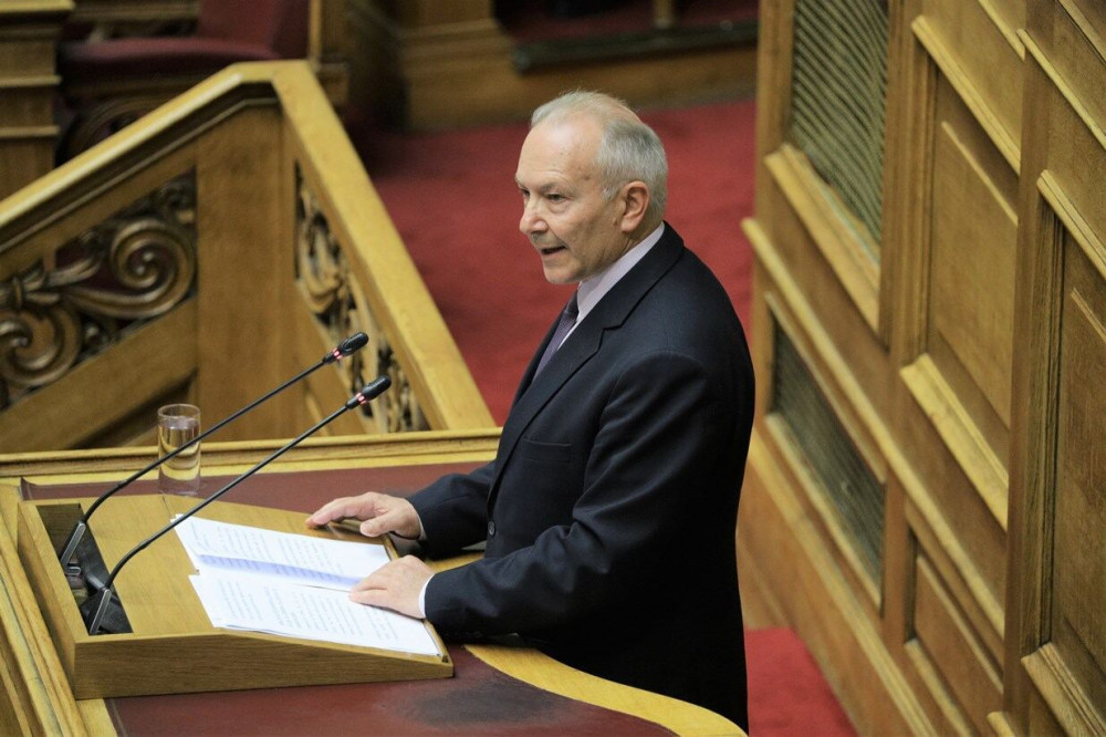 Γκίκας για βανδαλισμό γραφείων: Καμία πράξη βίας δεν πρόκειται να μας φιμώσει