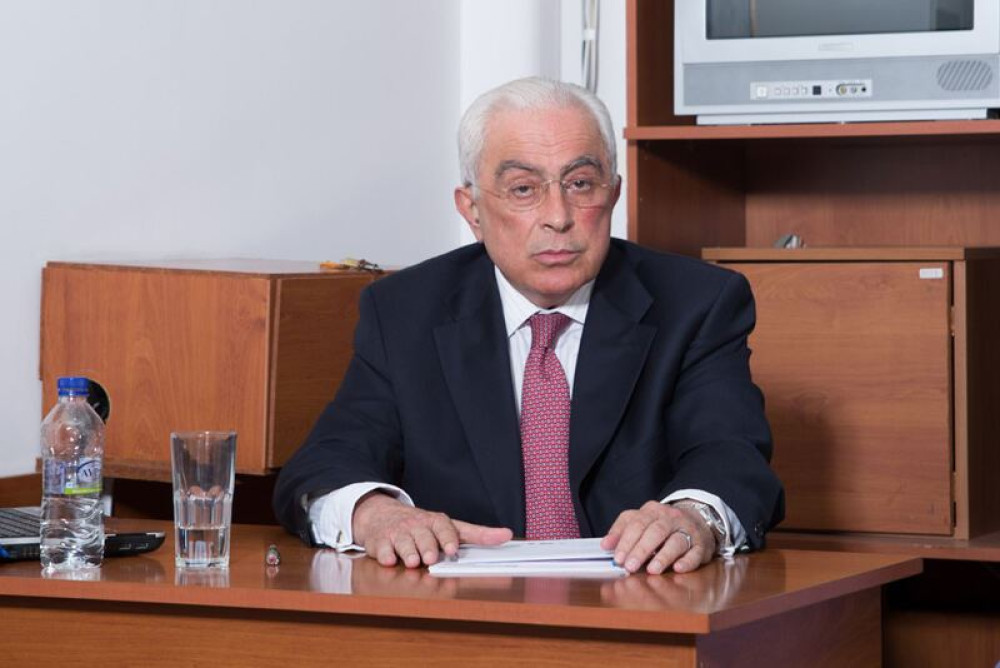 Γ. Ζαφειρόπουλος: Οι πολυμελείς κυβερνήσεις “εξ ορισμού” δεν είναι αποτελεσματικές και… ενιαίες