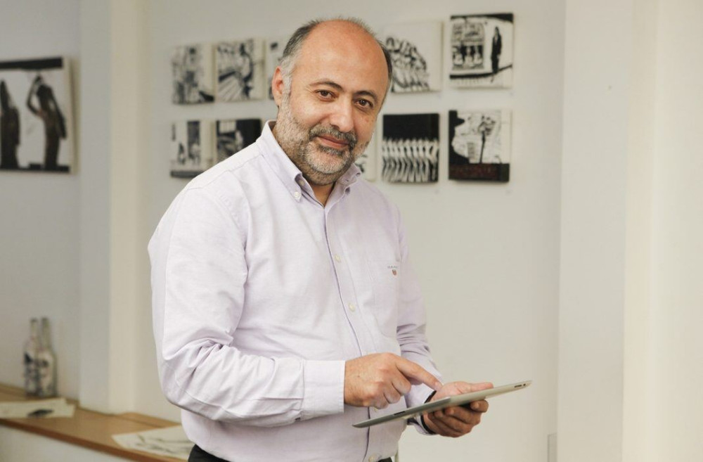 Δημήτρης Τσιόδρας: Από τον Πλεβέν στον Μακρόν