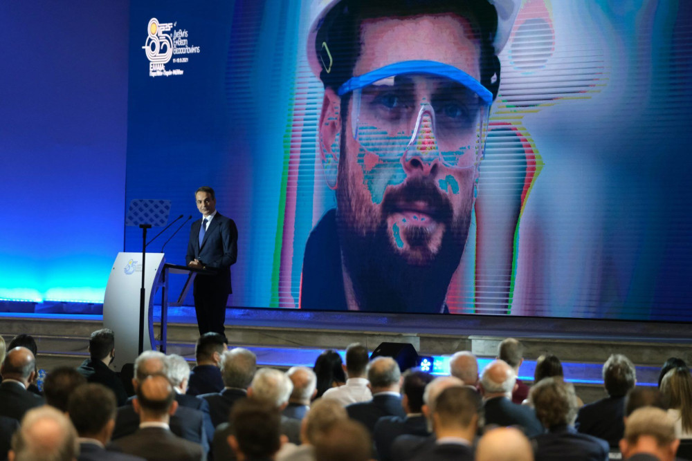 Μητσοτάκης: Μειώσεις φόρων και εισφορών – Όλα τα μέτρα στήριξης για νοικοκυριά και επιχειρήσεις