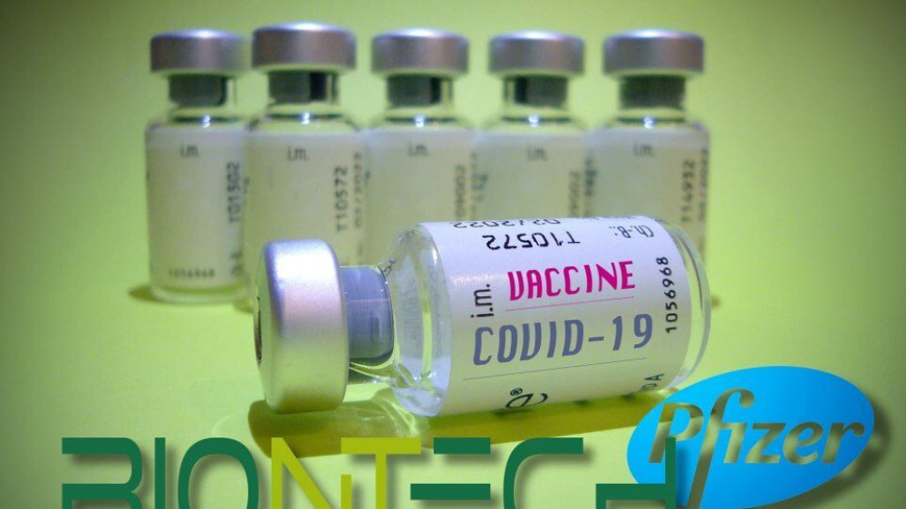Αιτήματα Pfizer-Moderna για τρίτη δόση: Η προστασία των εμβολίων εξασθενεί με τον χρόνο