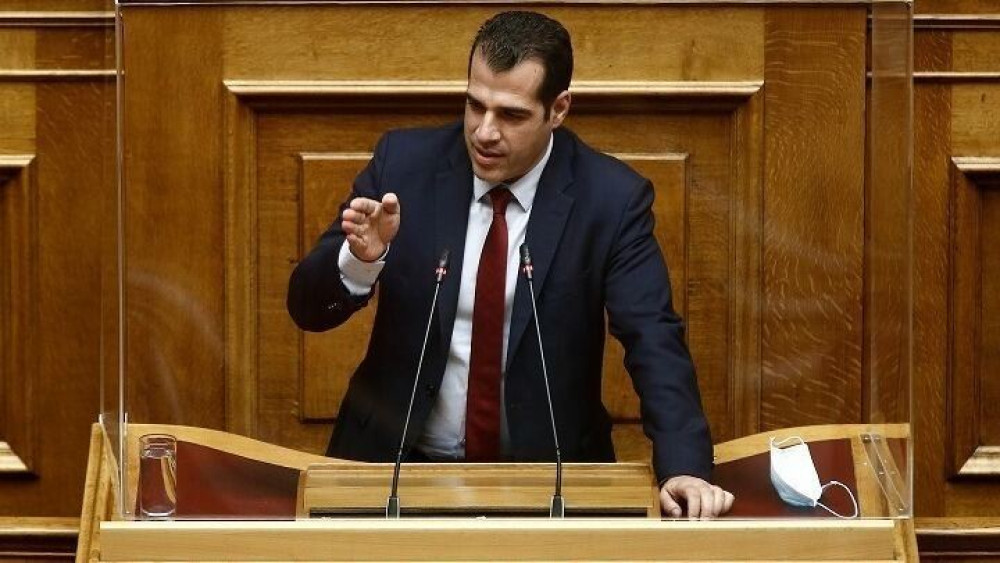 Πλεύρης: Επιδιώκουμε λύση στο πλαίσιο του Συντάγματος για τους συμβασιούχους στο χώρο της υγείας