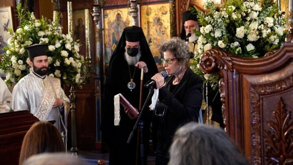 Μαργαρίτα Θεοδωράκη: Στο δικαστήριο με τον Νίκο Κουρή- Θεοδωράκη- Δεν είναι αδελφός μου…
