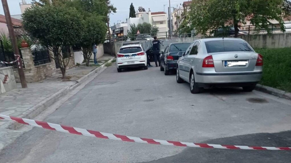 Φρίκη: Τον σκότωσε στον ύπνο με μπαλτά!