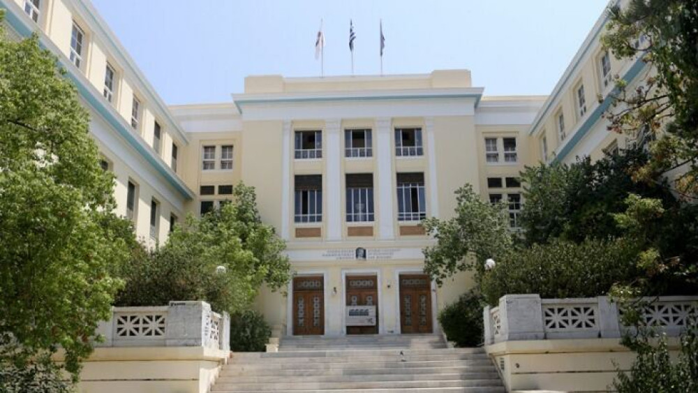 Ανοίγουν τη Δευτέρα (4/10) τα Πανεπιστήμια με δια ζώσης μαθήματα & μέτρα προστασίας