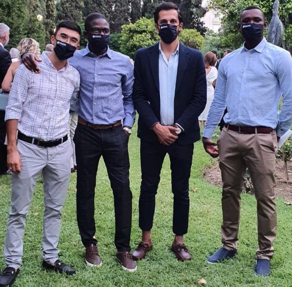 Από ασυνόδευτοι ανήλικοι, σήμερα  μέντορες στο υπουργείο Μετανάστευσης για να υποστηρίξουν άλλα παιδιά