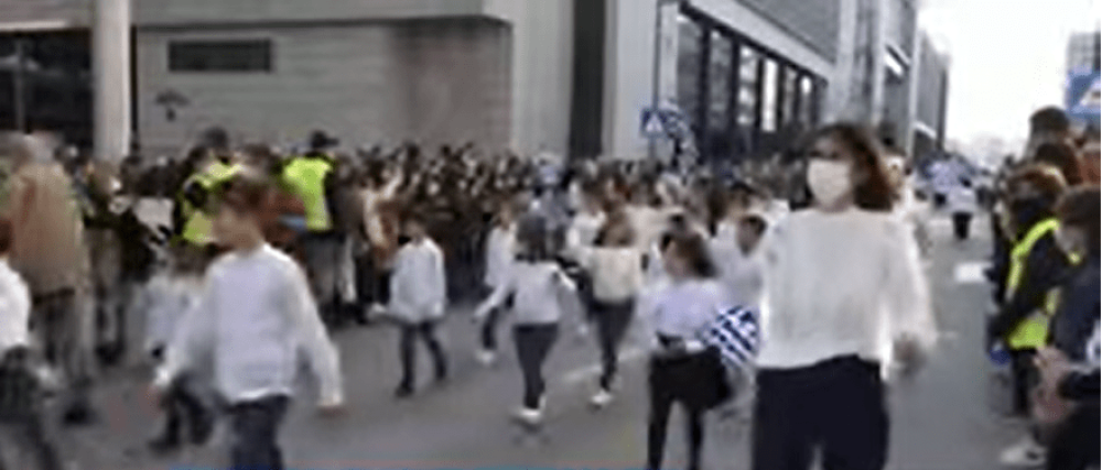 Παρέλαση της ομογένειας στη Στουτγκάρδη, για τα 200 χρόνια από την Επανάσταση