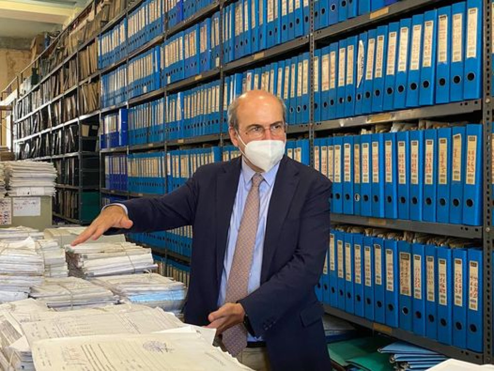 Οργή Χατζηδάκη κατά ΕΦΚΑ: Πόση αναλγησία πια!