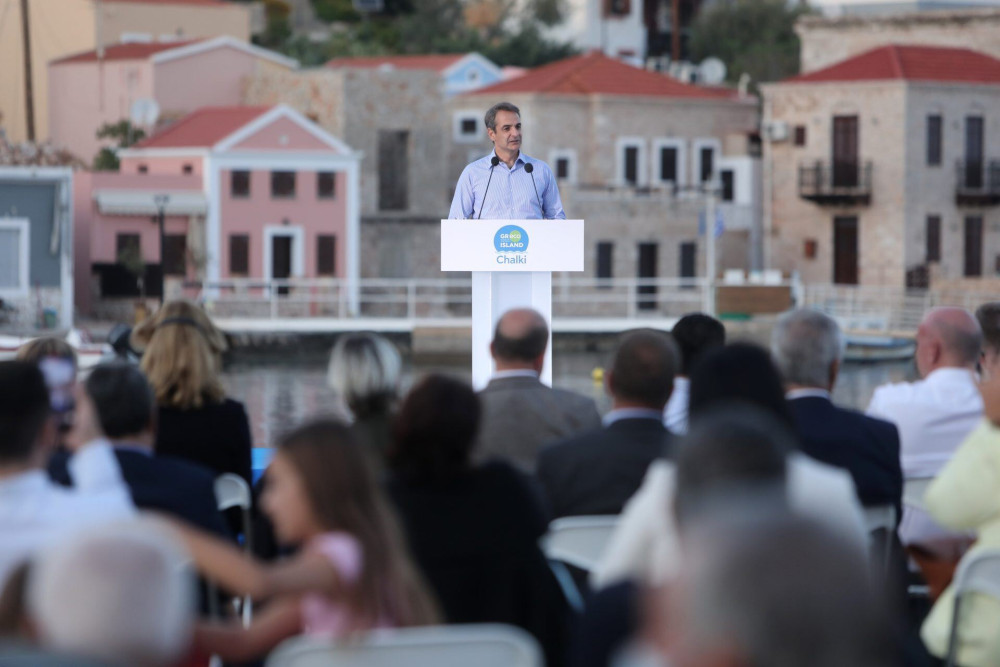 Μητσοτάκης στη Χάλκη: Η στρατηγική θέση της χώρας μας την καθιστά κόμβο μεταφοράς ενέργειας