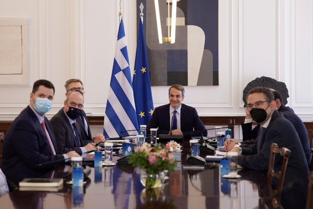 “Πράσινη βόμβα” από Μητσοτάκη: Απαγόρευση πώλησης ΙΧ βενζίνης και diesel