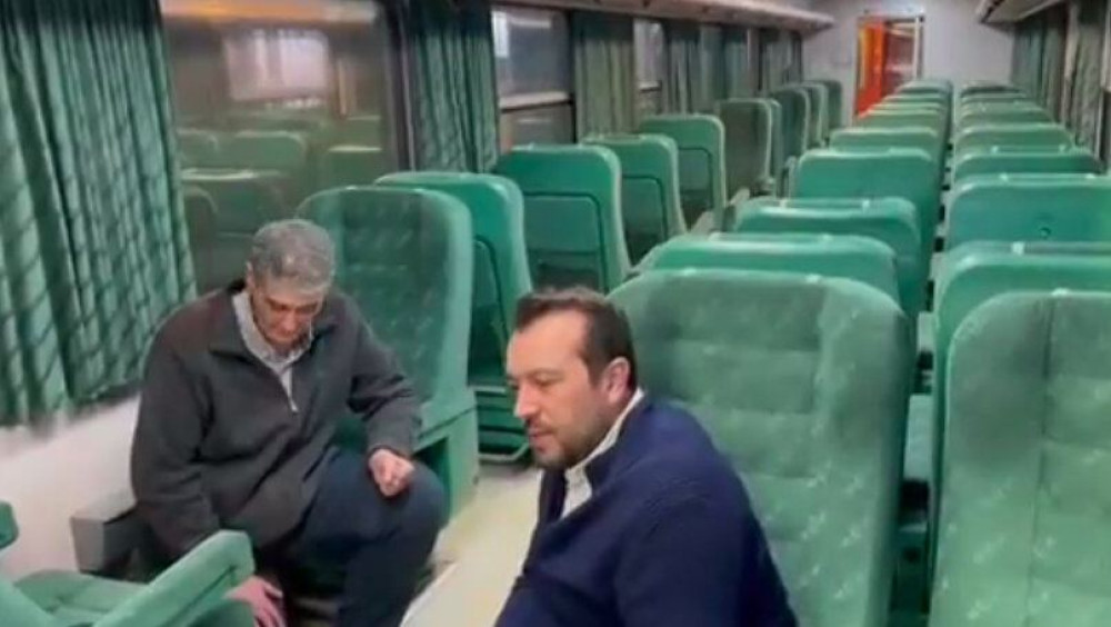 Μεγαλοπρεπές άδειασμα της ΤΡΑΙΝΟΣΕ στους βουλευτές των… μανιταριών