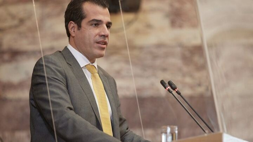 Πλεύρης: Δεν τίθεται θέμα lockdown – Θα γίνει επίταξη γιατρών αν χρειαστεί