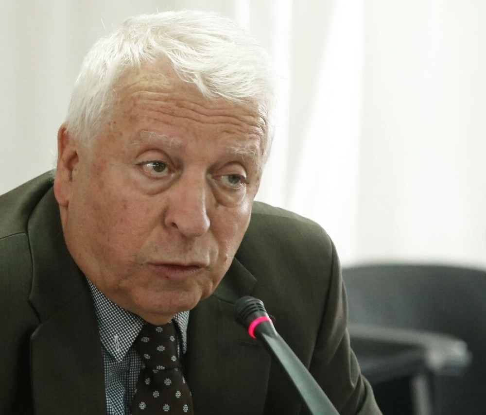 Συνεχίζει το… «μπαϊράκι» ο Μουτζούρης
