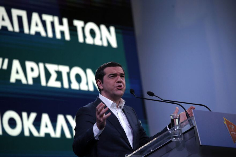 Θράσος Τσίπρα: Κατηγορεί την κυβέρνηση για “πραξικόπημα” με την Novartis