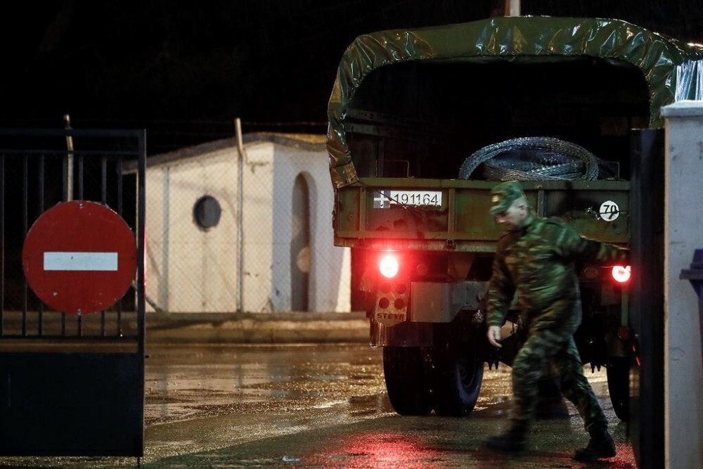 Έβρος: Νέα επεισόδια στα σύνορα – 120.000 μετανάστες οδεύουν προς Ελλάδα