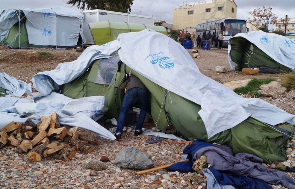 Επεισόδια στο ΚΥΤ της ΒΙΑΛ στη Χίο – 18 συλλήψεις