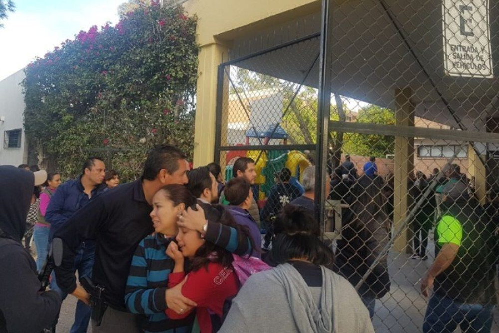 Μακελειό σε σχολείο στο Μεξικό – 11χρονος σκότωσε δασκάλα και αυτοκτόνησε (pics & vid)