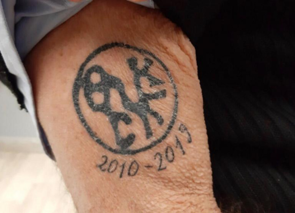 Ο Γιάννης Μπουτάρης έκανε τατουάζ τη…Θεσσαλονίκη! (pic)