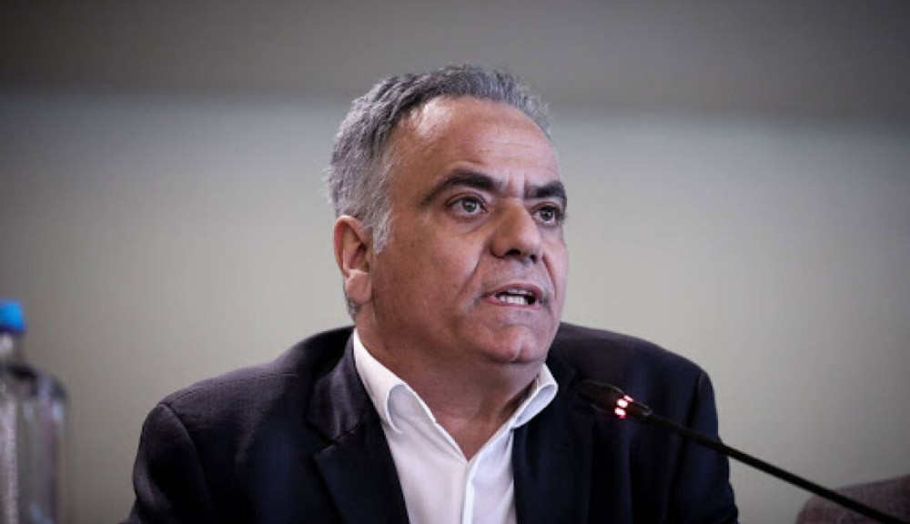 “Καρφιά” Σκουρλέτη για Τσίπρα: Ο ΣΥΡΙΖΑ κινείται σημειωτόν