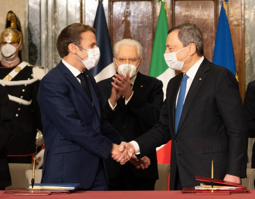 Κοινό μέτωπο Ντράγκι – Μακρόν κατά του Μάαστριχτ: Να αλλάξουν οι δημοσιονομικοί κανόνες