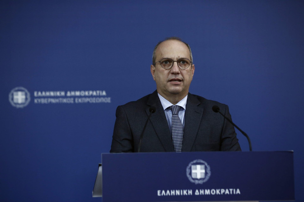 Ενημέρωση πολιτικών συντακτών και ανταποκριτών ξένου Τύπου, τη Δευτέρα (6/12) από τον Γ. Οικονόμου