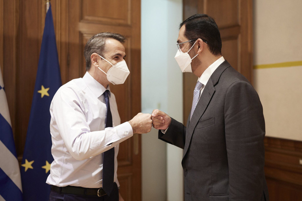 Συνάντηση Μητσοτάκη με τον υπουργό Βιομηχανίας των ΗΑΕ – Στην ατζέντα επενδύσεις και εμπορικές σχέσεις