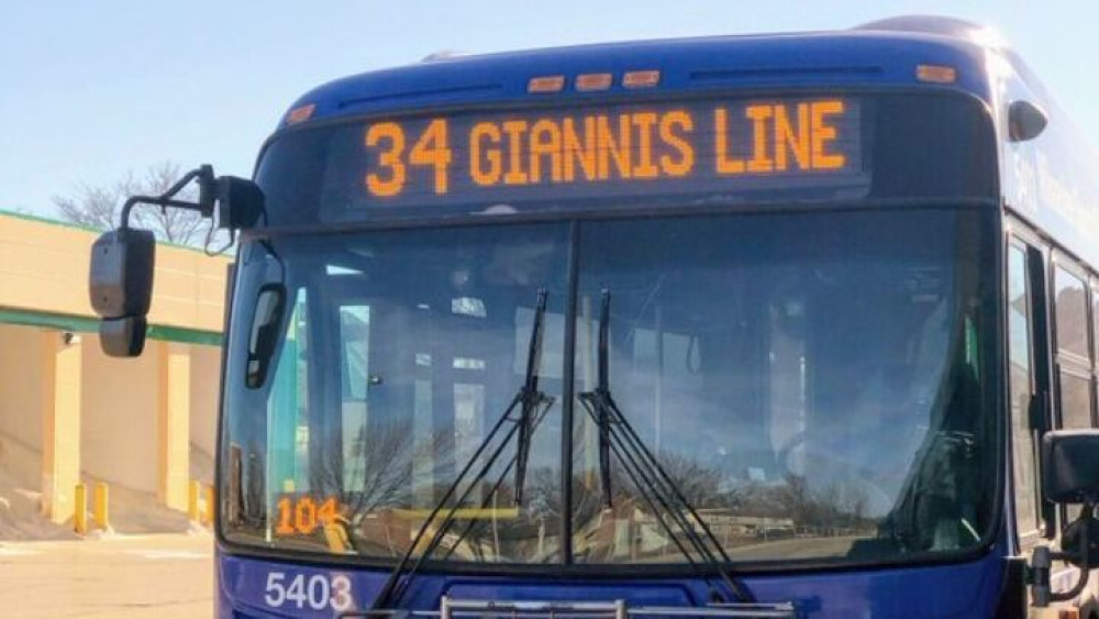 Και εγένετο… Giannis line στο Μιλγουόκι
