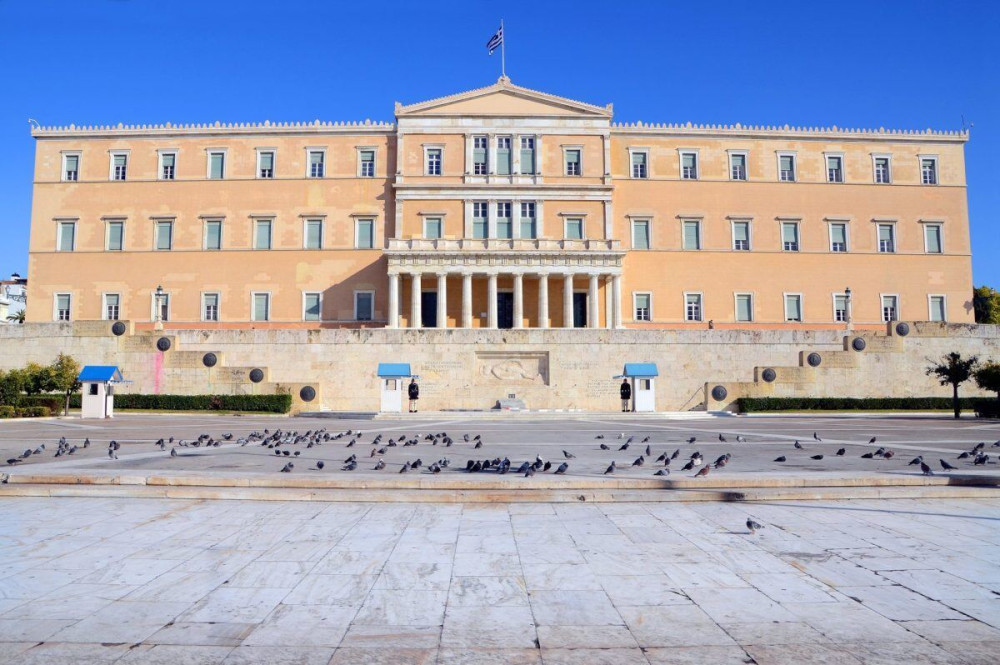 Βουλή: “Υπερπαραγωγή” οικονομικών νομοσχεδίων το 2021