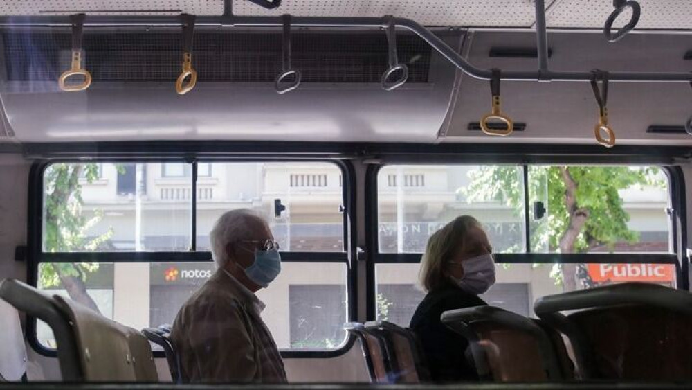 Από Δευτέρα το πρόστιμο των 100 ευρώ στους ανεμβολίαστους – Ποιοι εξαιρούνται