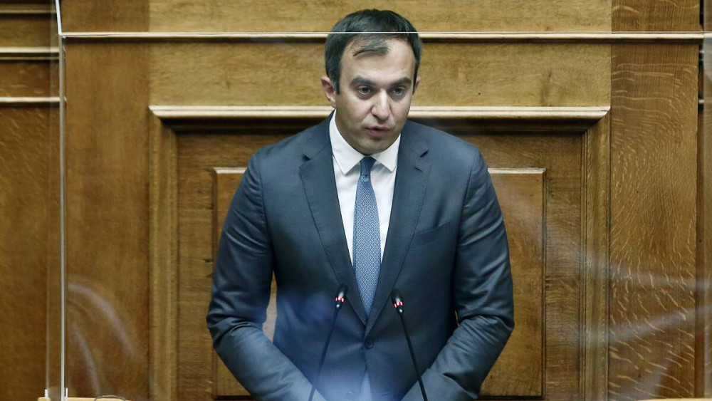 Χατζηβασιλείου: Τα Rafale οδηγούν την Ελλάδα σε άλλη “πίστα”