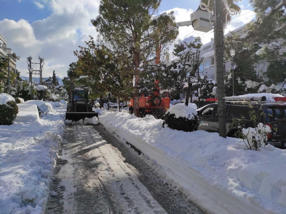 Κακοκαιρία “Ελπίδα”: Δεύτερη ημέρα αργίας-Πώς θα λειτουργήσουν ΜΜΜ, δημόσιο και καταστήματα