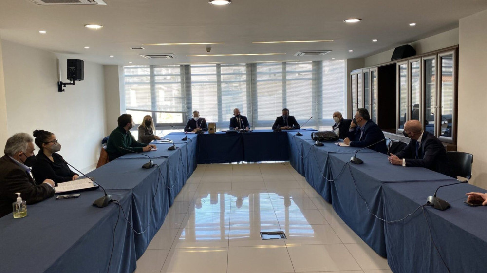 Μνημόνιο συνεργασίας ΚΕΔΕ – ΔΙΜΕΑ για την πάταξη του παρεμπορίου