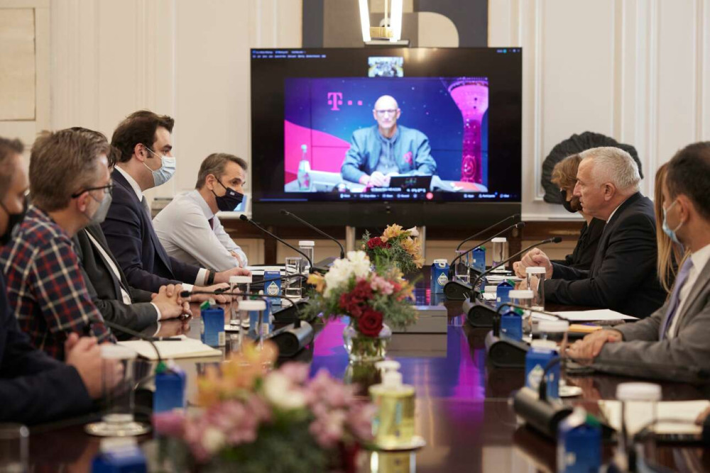 Συνάντηση κορυφής στο Μαξίμου