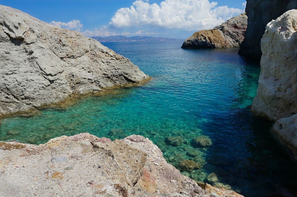 Στην αγορά της Μεγάλης Βρετανίας στοχεύει η Μήλος
