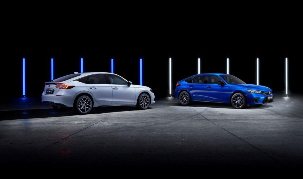 Νέο HONDA CIVIC e:HEV – Εξαιρετική Δυναμική και Αποδοτικότητα με το Βασικό Εξοπλισμό