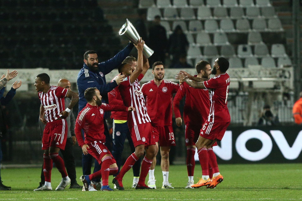 Ο Ολυμπιακός σήκωσε το 47ο πρωτάθλημα με νίκη 2-1 μέσα στην Τούμπα