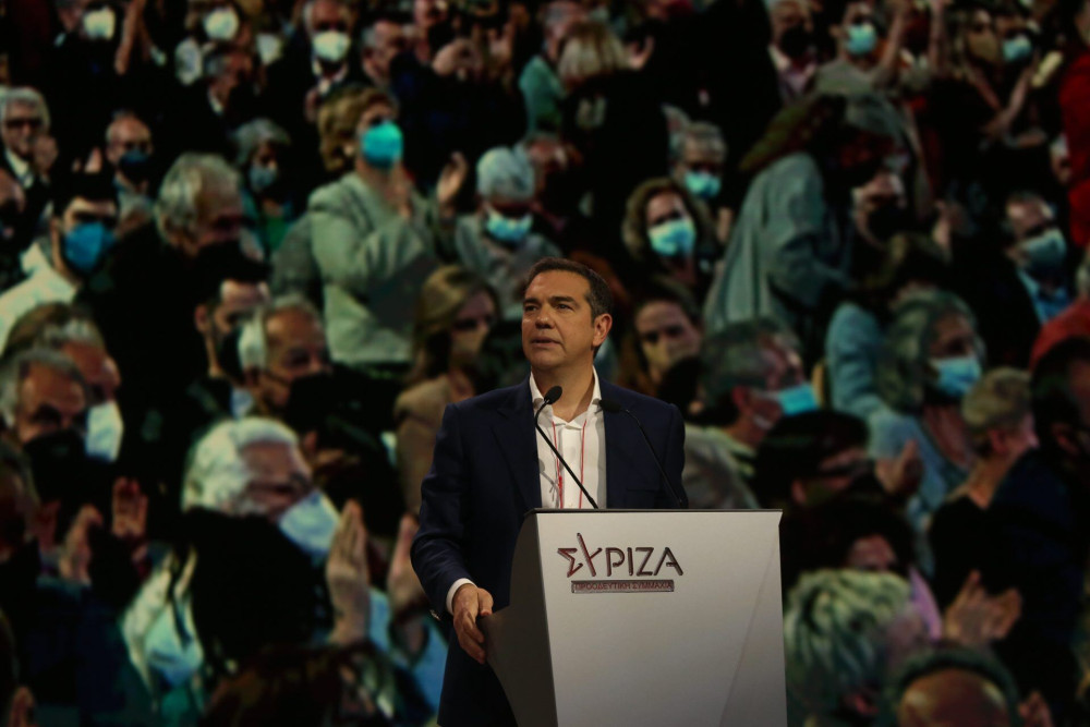 Αλέξης Τσίπρας, ο άνθρωπος που γκρεμίστηκε προσπαθώντας να ρίξει τον Κυριάκο Μητσοτάκη