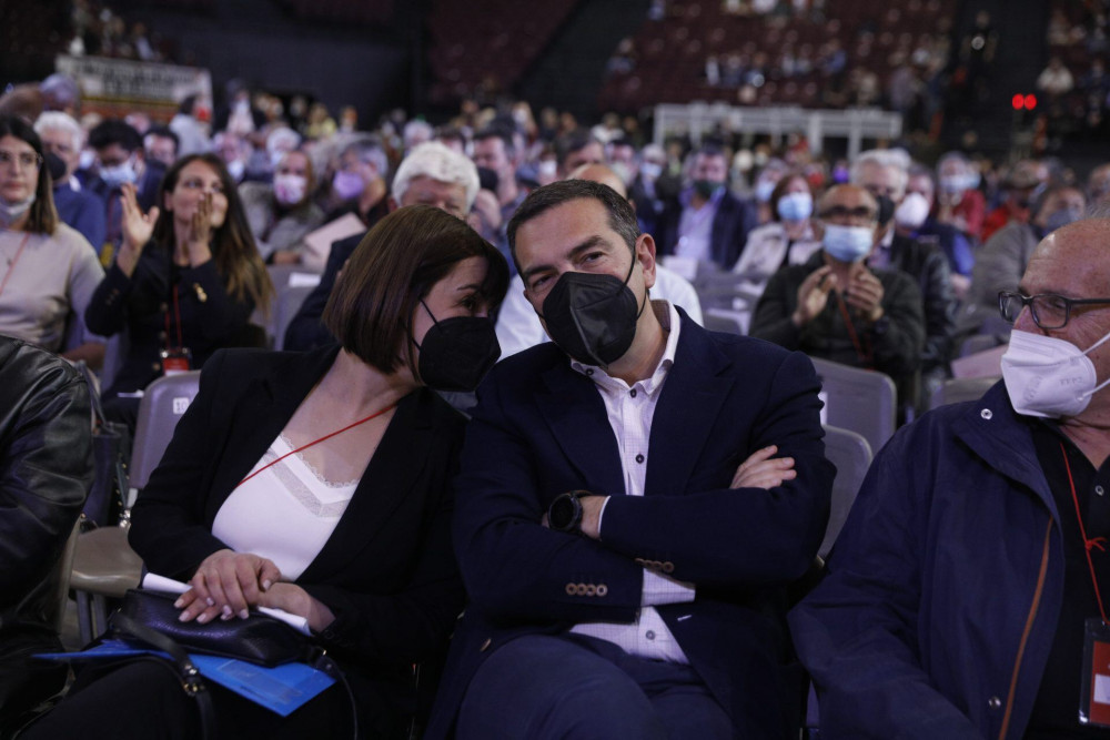 Ο Τζανακόπουλος φεύγει, η Ράνια έρχεται…