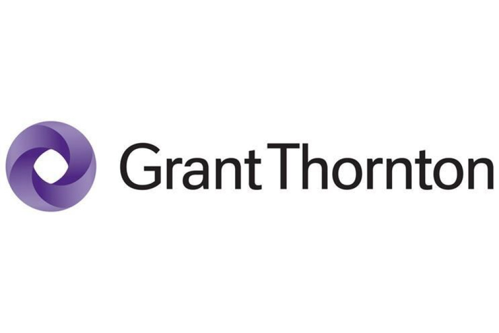 Grant Thornton: Τετραήμερη εργασία τον Αύγουστο χωρίς… ψιλά γράμματα