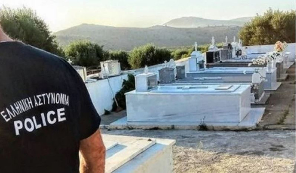 Μέσα σε νεκροταφείο καλλιεργούσαν… χασισόδεντρα!