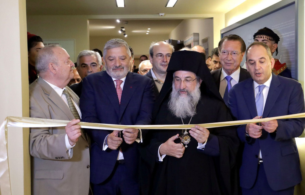 Παρουσία του Πατούλη τα εγκαίνια της αίθουσας «Κρητικών Προσωπικοτήτων»