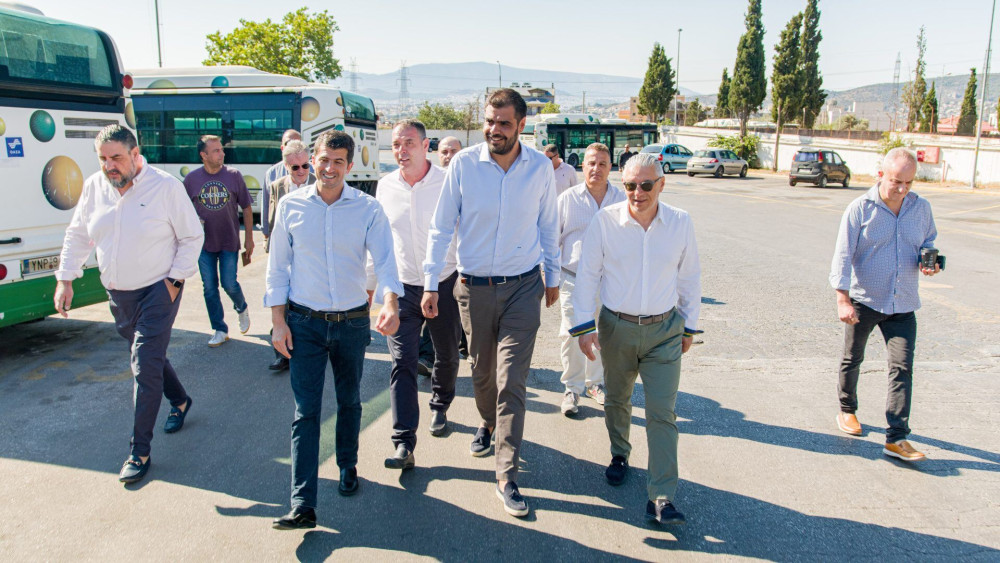 Μαρινάκης: Μέσα σε σχεδόν τρία χρόνια προστέθηκαν 500 λεωφορεία στον στόλο της ΟΣΥ, τα δρομολόγια αυξήθηκαν κατά 30%