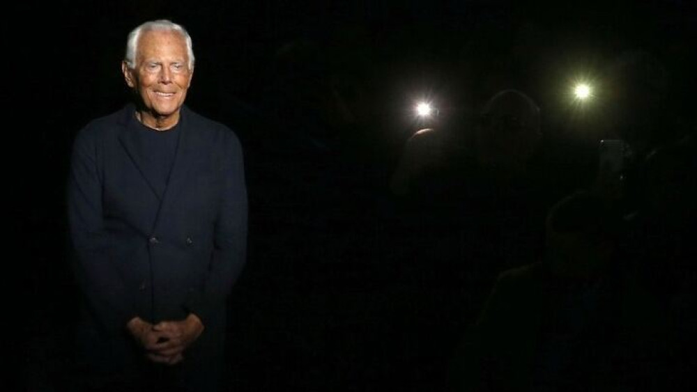 Και ο οίκος Armani στην μάχη κατά του κορωνοϊού