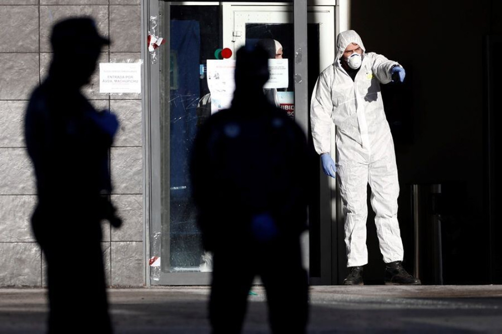 Κορωνοϊός – Ισπανία: Ανακάλυψαν πτώματα μέσα σε γηροκομεία που επλήγησαν